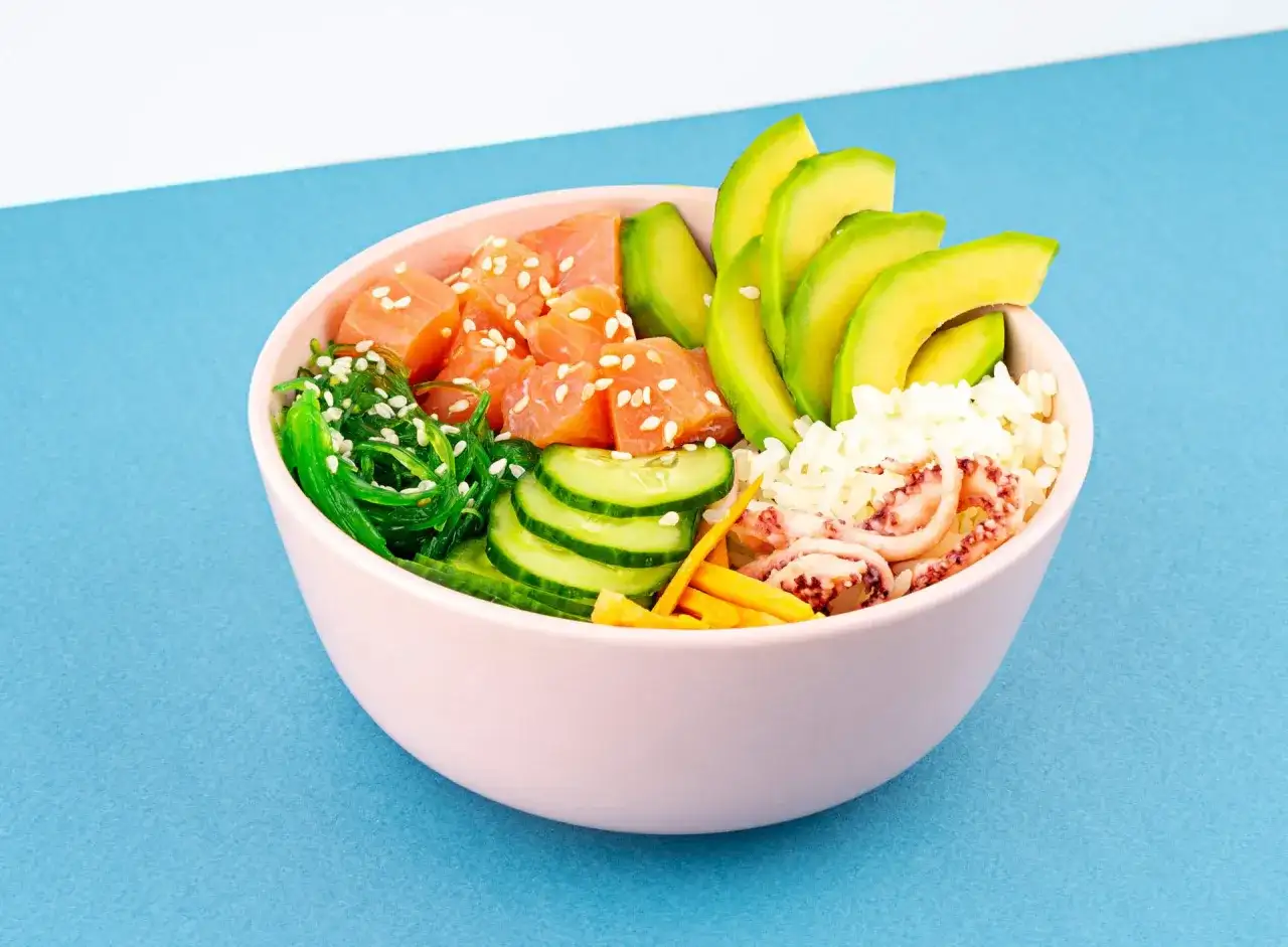 Poke bowl maison - le guide pour un bol frais et équilibré