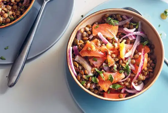 Salade lentilles saumon - La recette simple et savoureuse